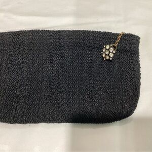 Women’s vintage handbag excellent condition. Clutch, pre-owned.